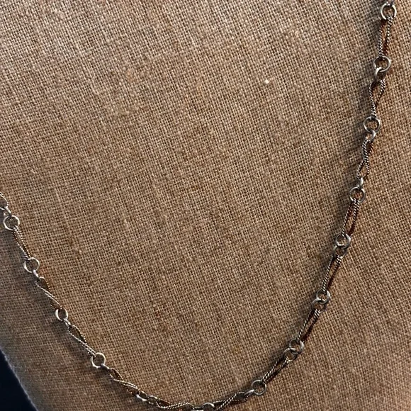 Elegant Silver Chain Necklace - Picture 11 of 12